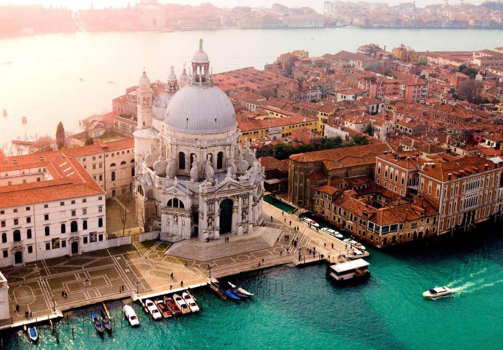 Basilica madonna salute Venezia vista aerea